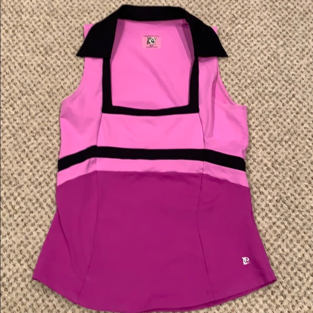 Golf/ fitness top. Square neckline. Black & mauve